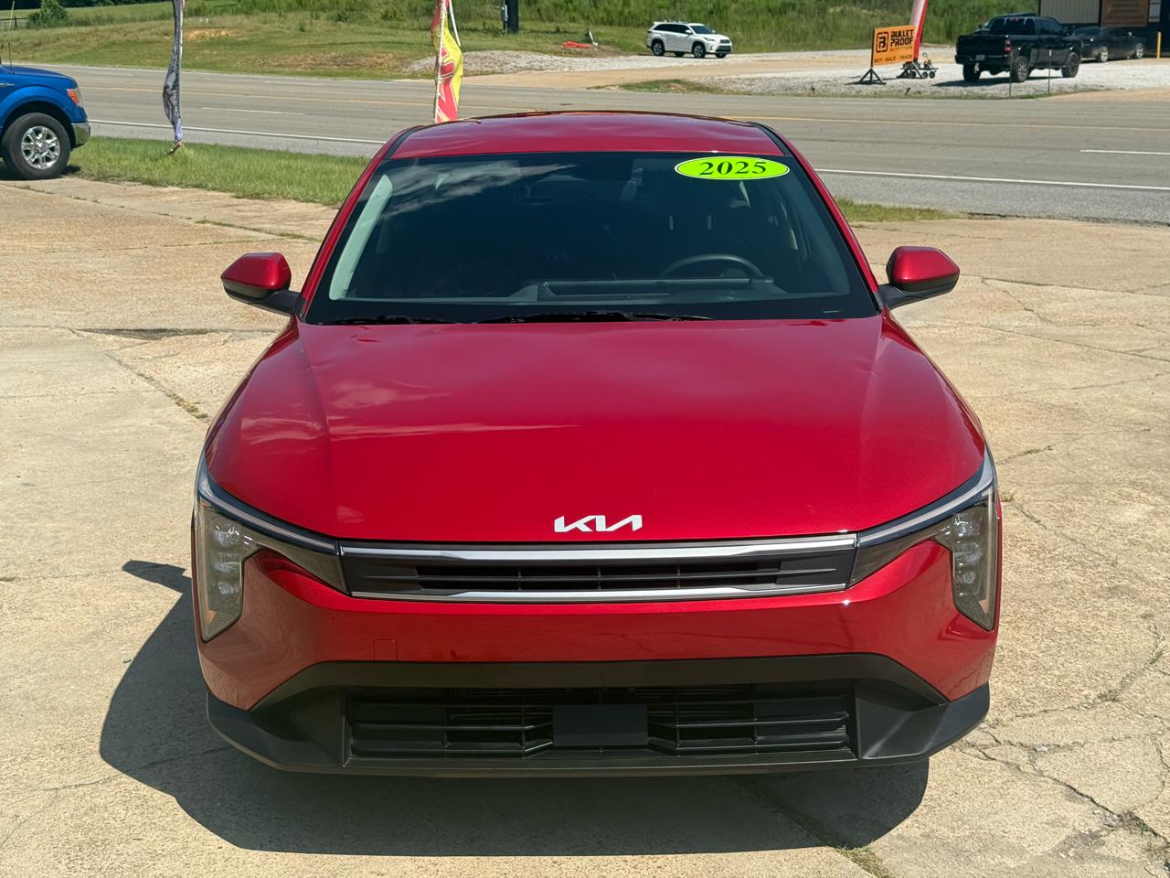 Kia K4 LXS FWD 2025