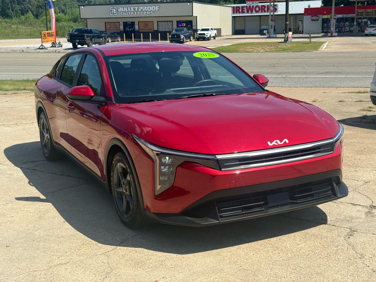 Kia K4 LXS FWD 2025