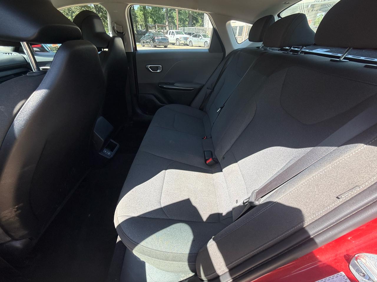 Kia K4 LXS FWD 2025