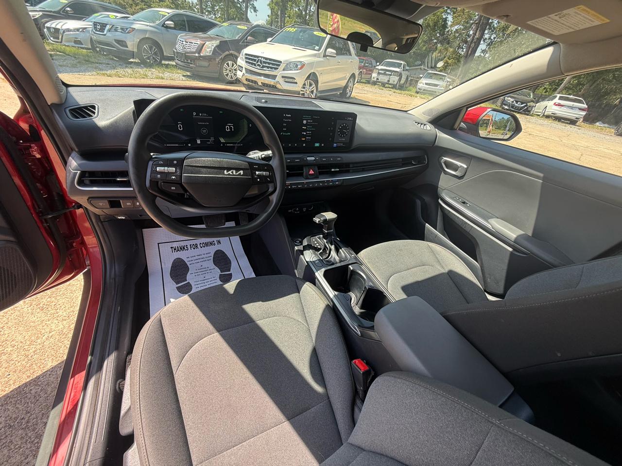 Kia K4 LXS FWD 2025