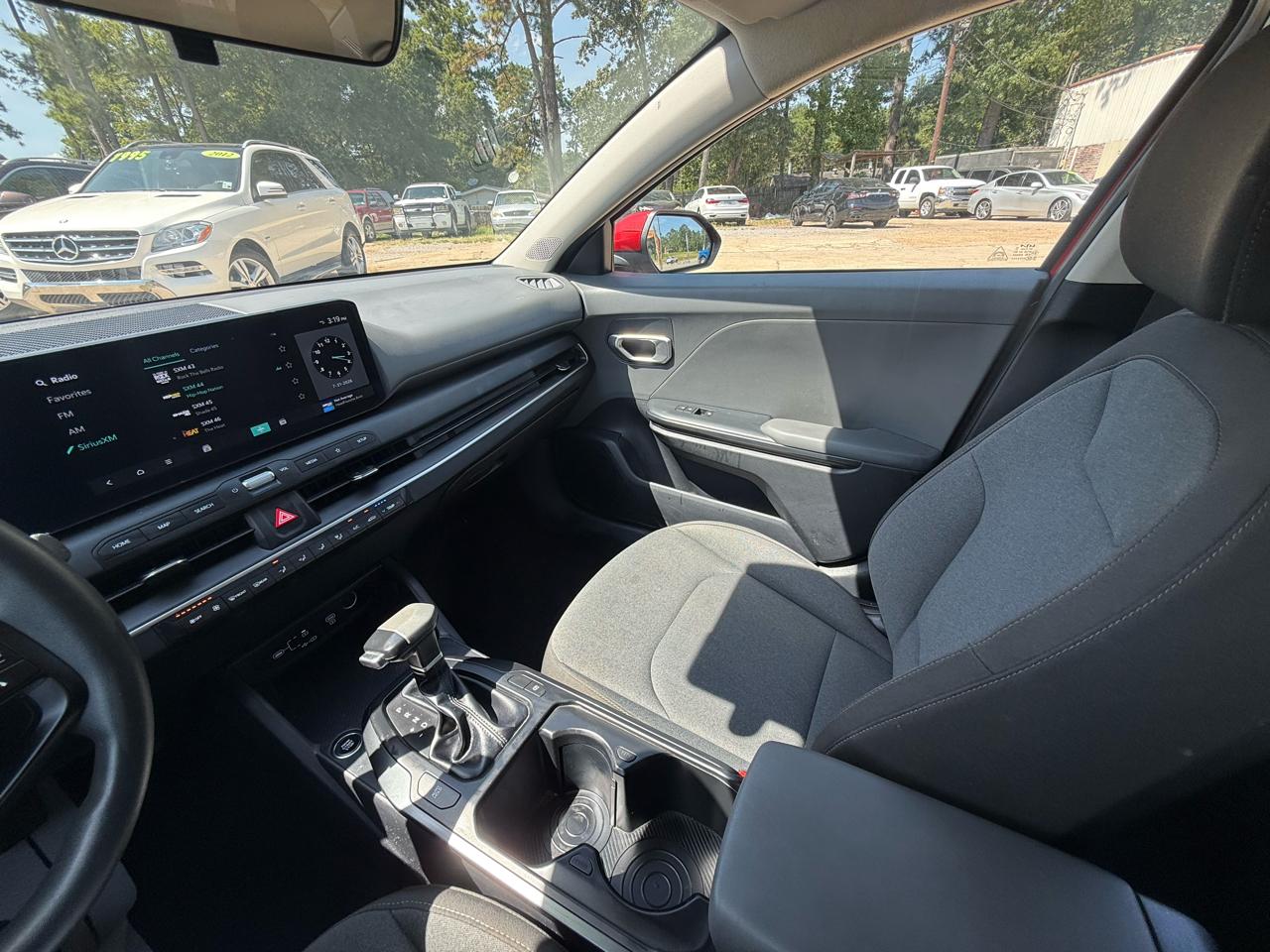 Kia K4 LXS FWD 2025
