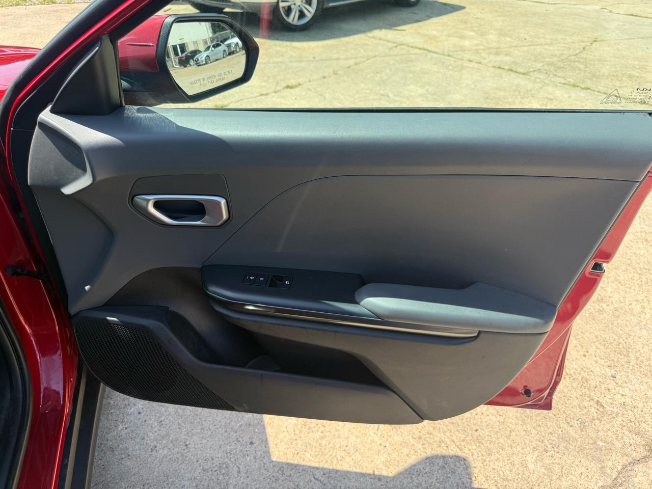 Kia K4 LXS FWD 2025