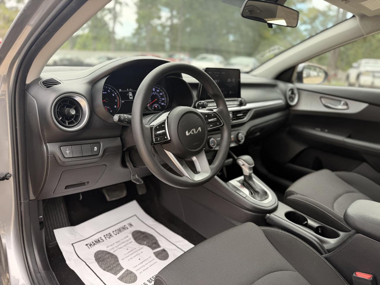Kia Forte LXS IVT 2023