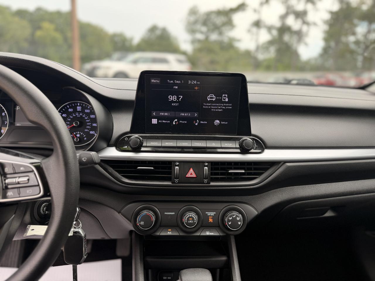 Kia Forte LXS IVT 2023