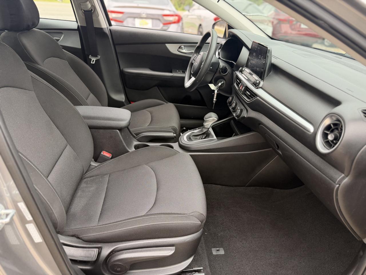 Kia Forte LXS IVT 2023