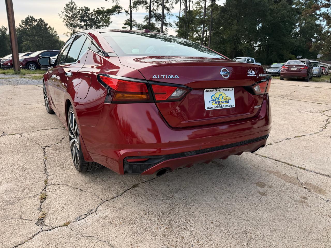 Nissan Altima 2.0 Platinum Sedan 2020