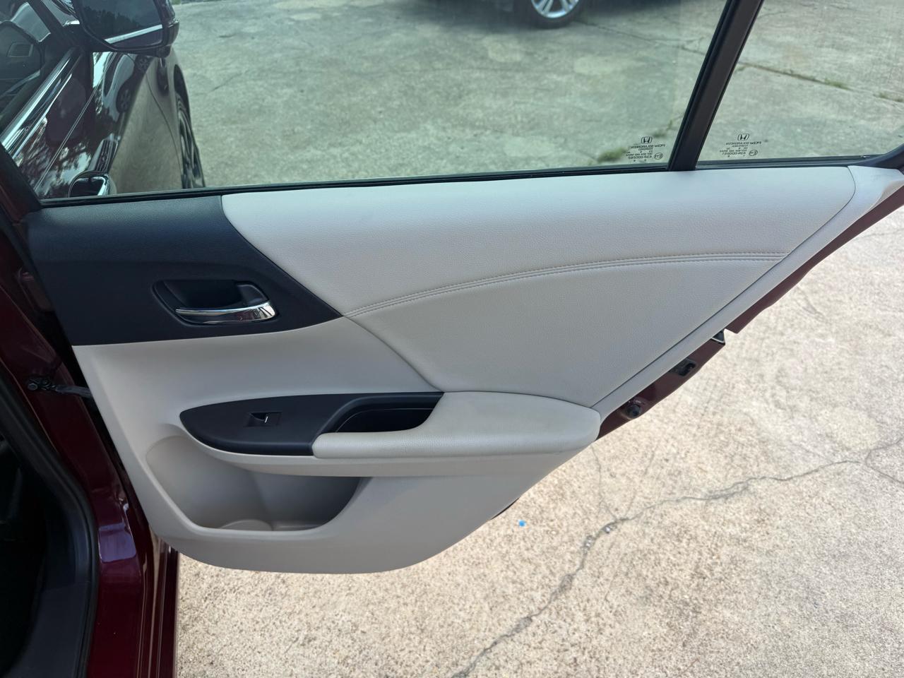 Honda Accord Sedan EX-L V6 Auto w/Navi & Honda Sensing 2017
