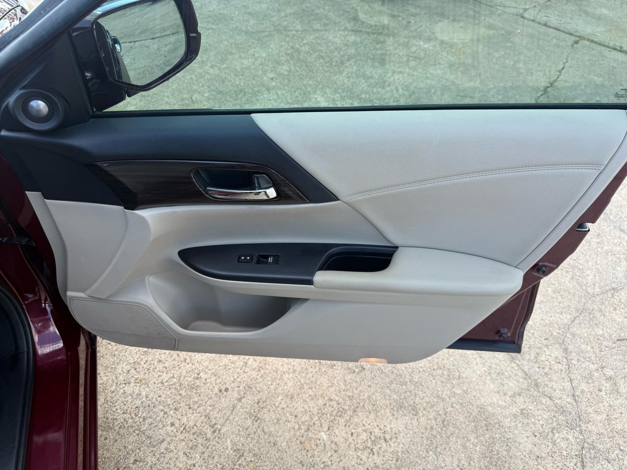Honda Accord Sedan EX-L V6 Auto w/Navi & Honda Sensing 2017