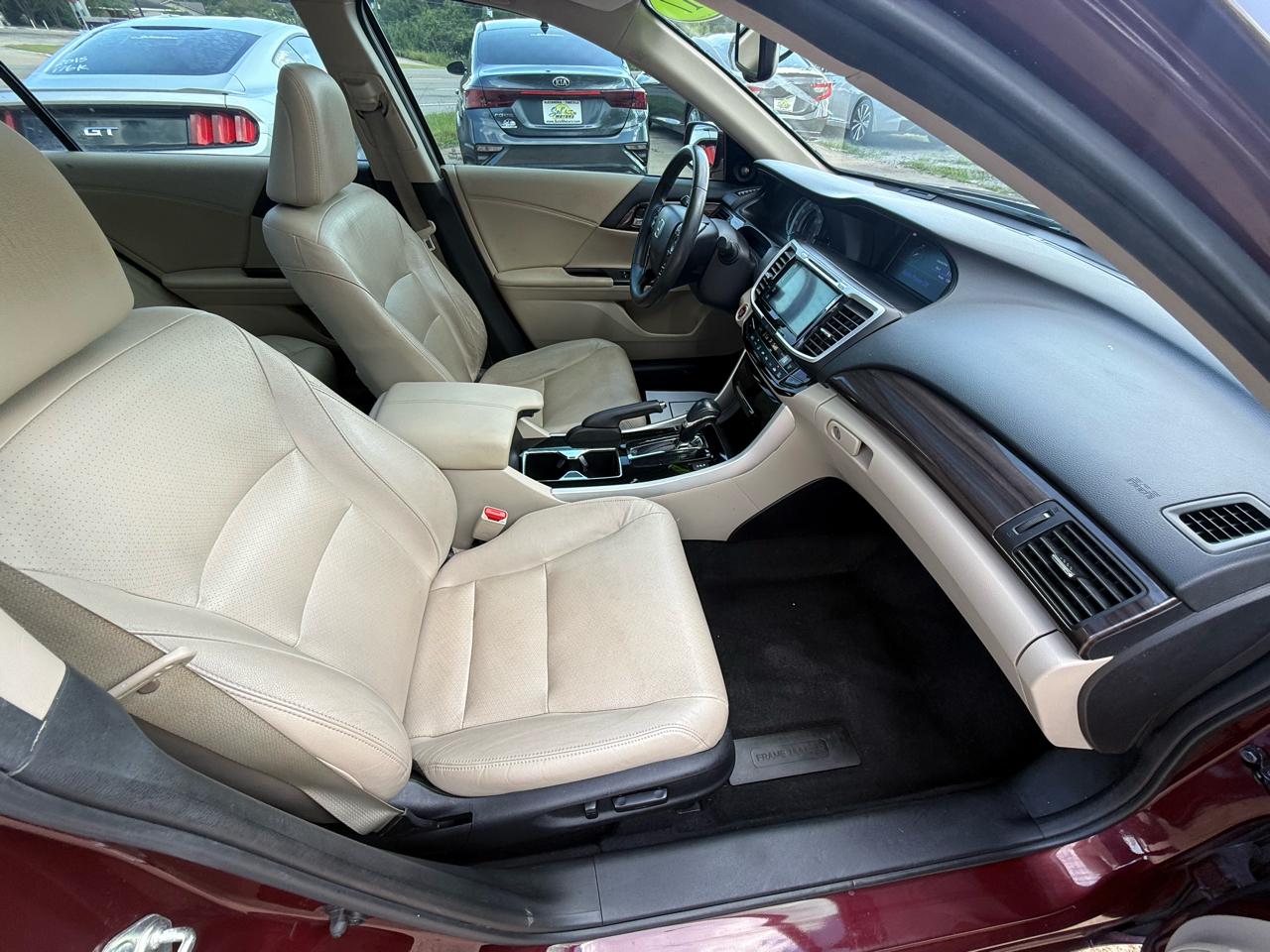 Honda Accord Sedan EX-L V6 Auto w/Navi & Honda Sensing 2017