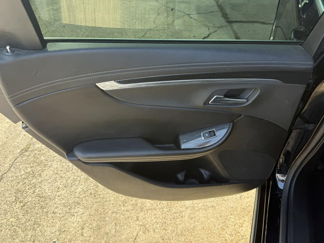 Chevrolet Impala 4dr Sdn LT w/1LT 2019