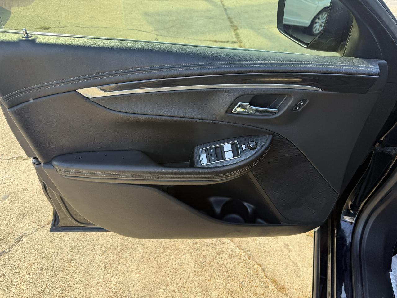 Chevrolet Impala 4dr Sdn LT w/1LT 2019