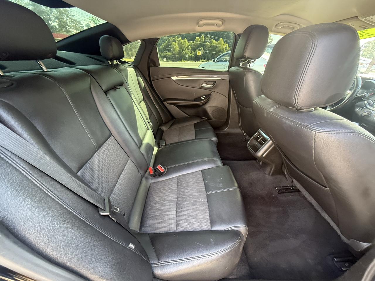 Chevrolet Impala 4dr Sdn LT w/1LT 2019