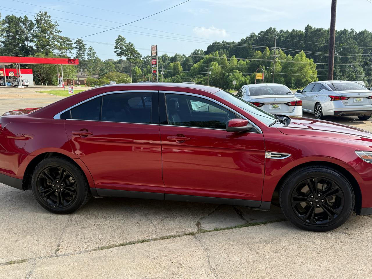 Ford Taurus SEL FWD 2018