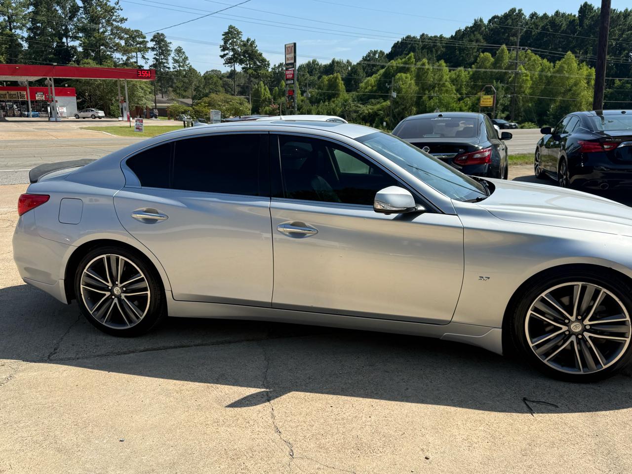 Infiniti Q50 4dr Sdn Premium RWD 2014