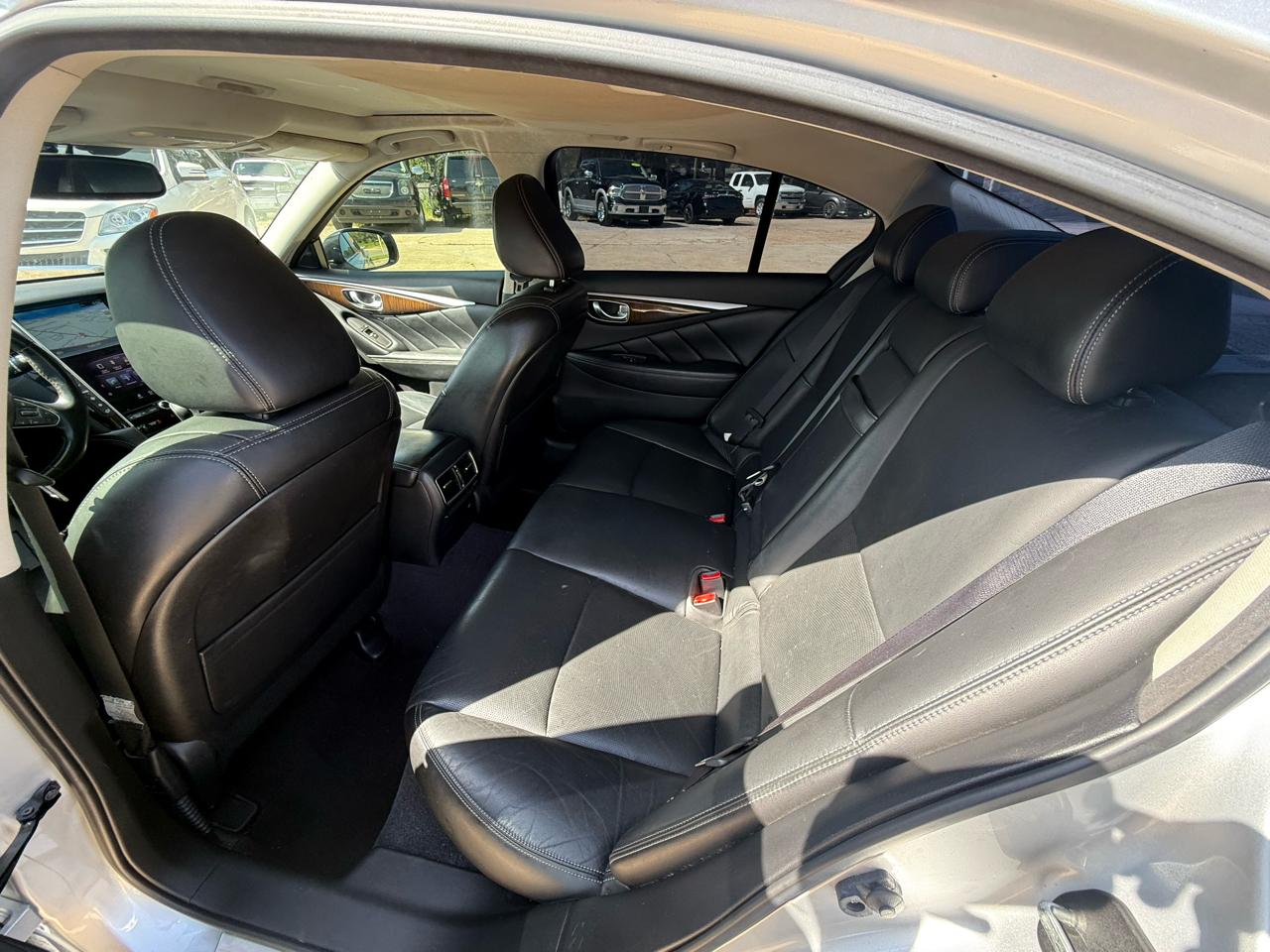 Infiniti Q50 4dr Sdn Premium RWD 2014