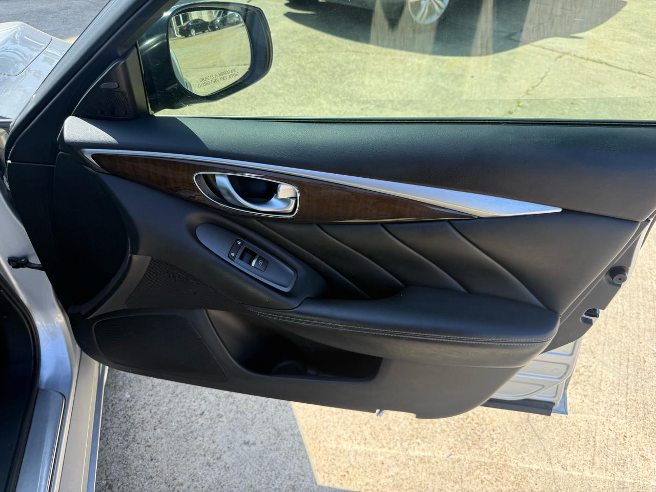 Infiniti Q50 4dr Sdn Premium RWD 2014