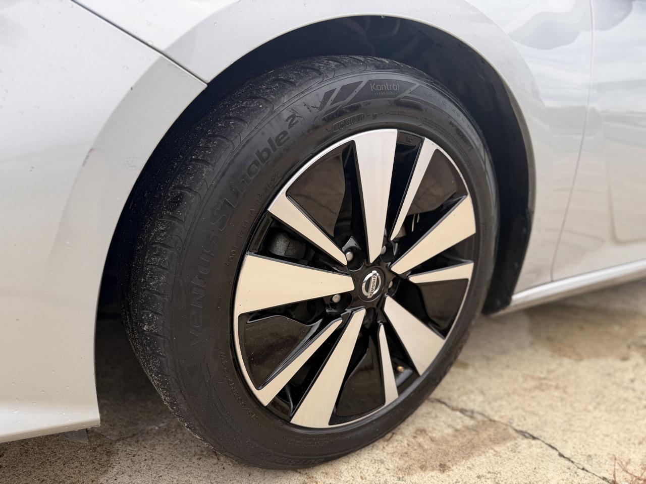 Nissan Altima 2.5 SL Sedan 2019
