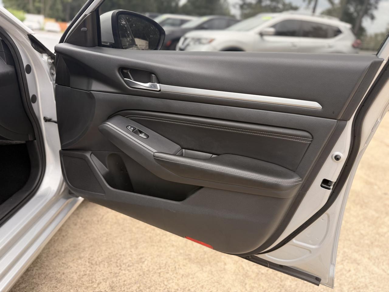 Nissan Altima 2.5 SL Sedan 2019