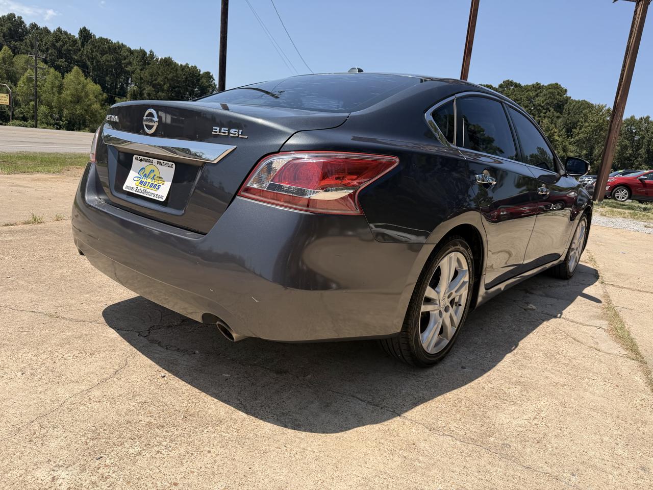 Nissan Altima 4dr Sdn V6 3.5 SL 2013