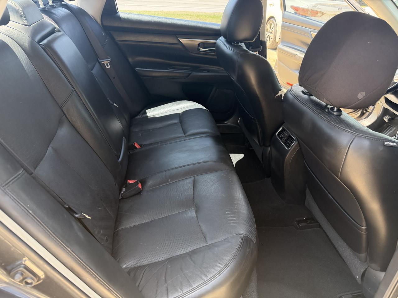Nissan Altima 4dr Sdn V6 3.5 SL 2013