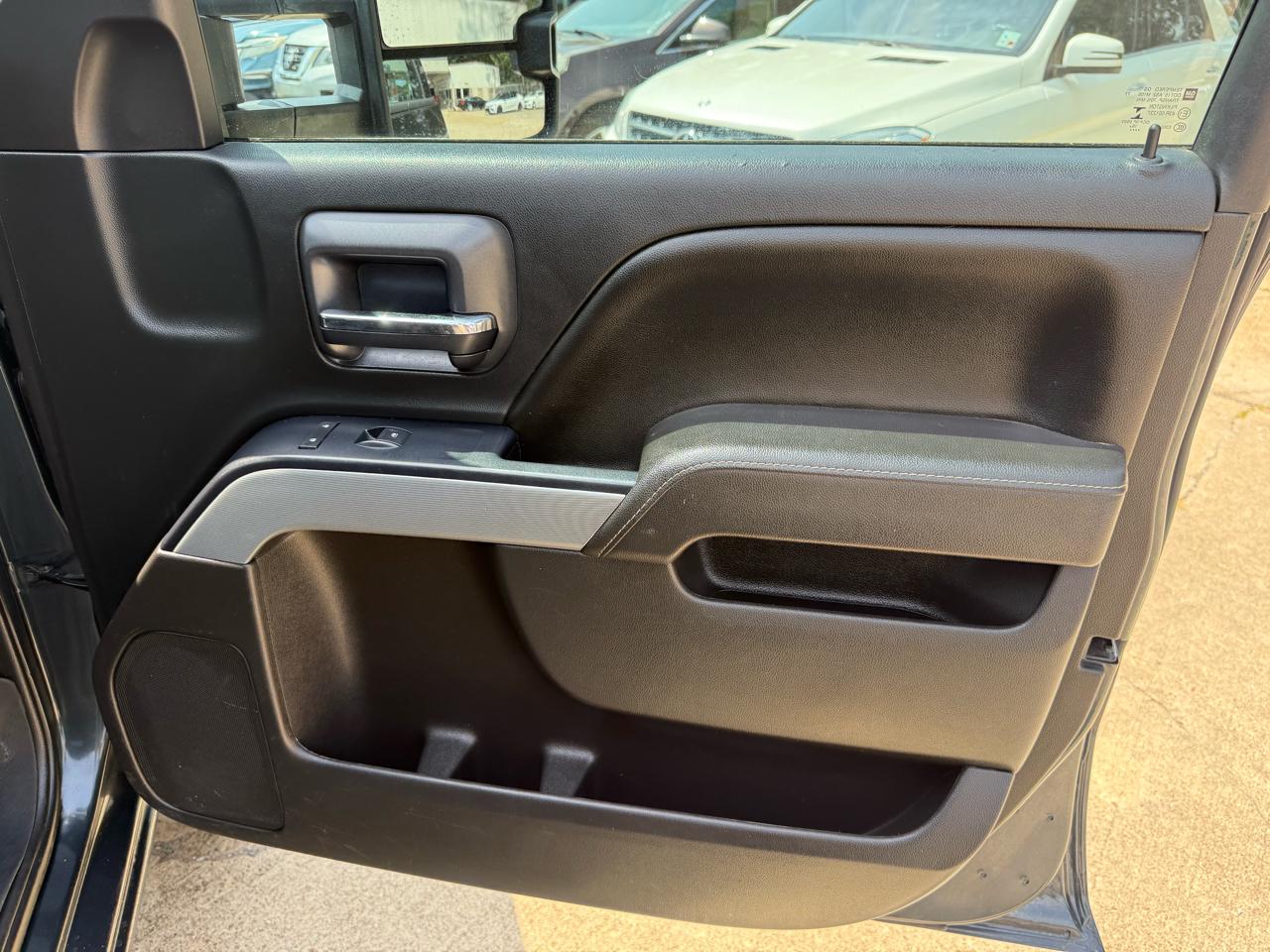 Chevrolet Silverado 1500 4WD Double Cab 143.5" LT w/2LT 2017