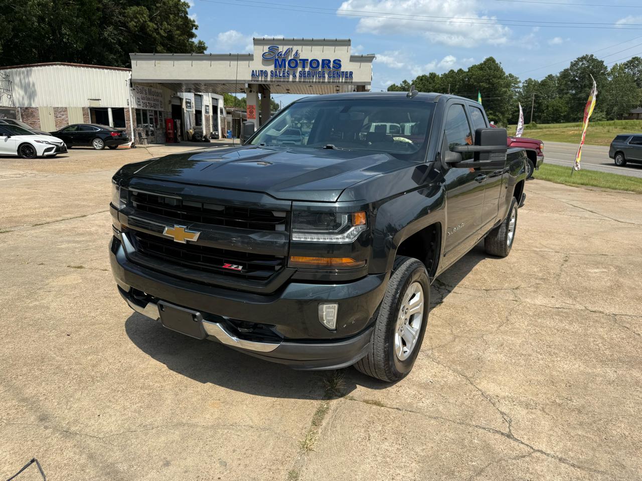 Chevrolet Silverado 1500 4WD Double Cab 143.5" LT w/2LT 2017