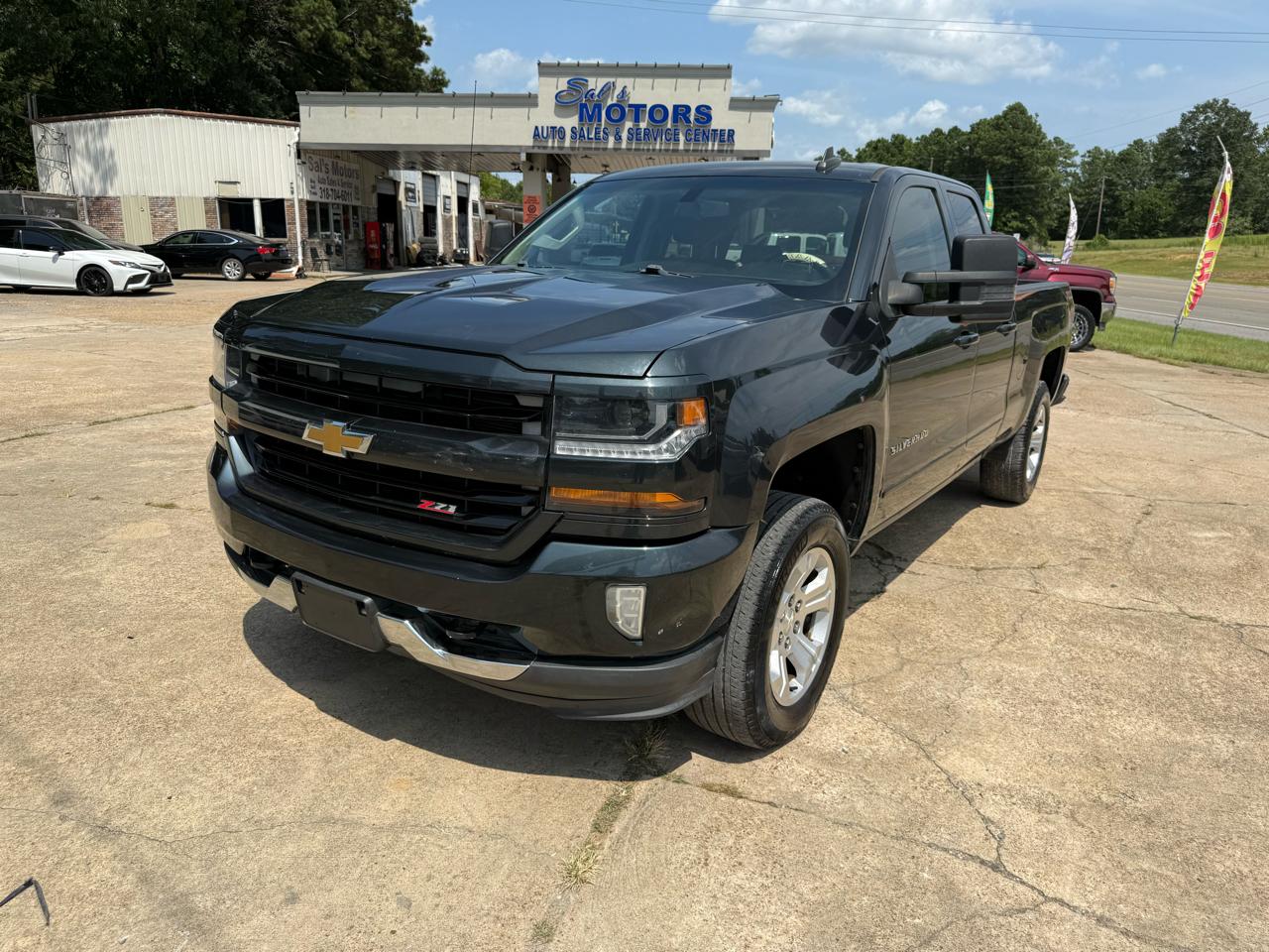 Chevrolet Silverado 1500 4WD Double Cab 143.5" LT w/2LT 2017