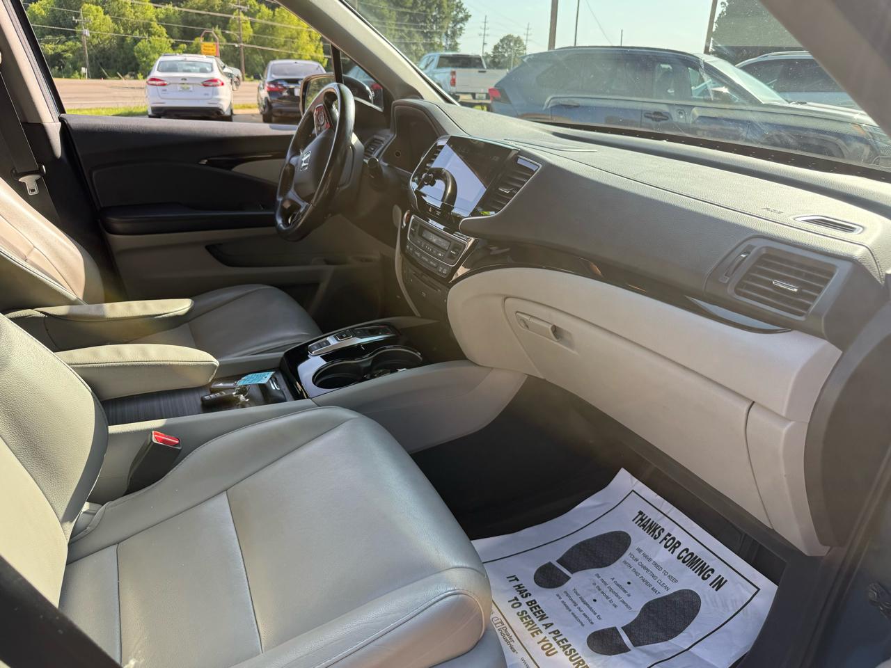 Honda Pilot Touring 8-Passenger 2WD 2019