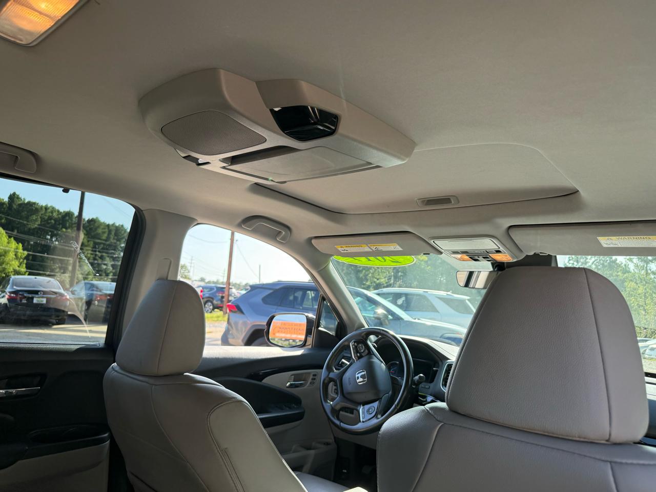 Honda Pilot Touring 8-Passenger 2WD 2019