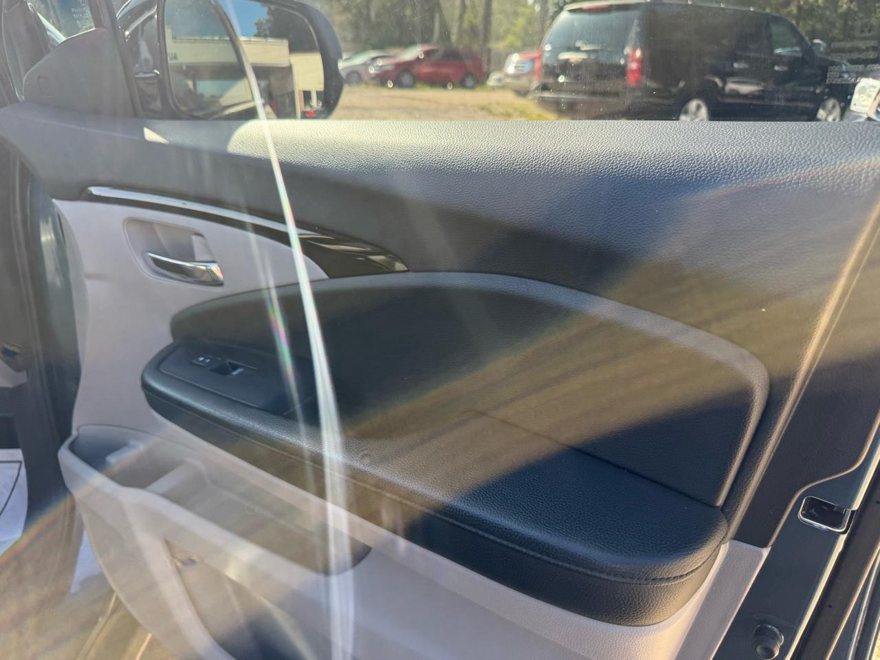Honda Pilot Touring 8-Passenger 2WD 2019