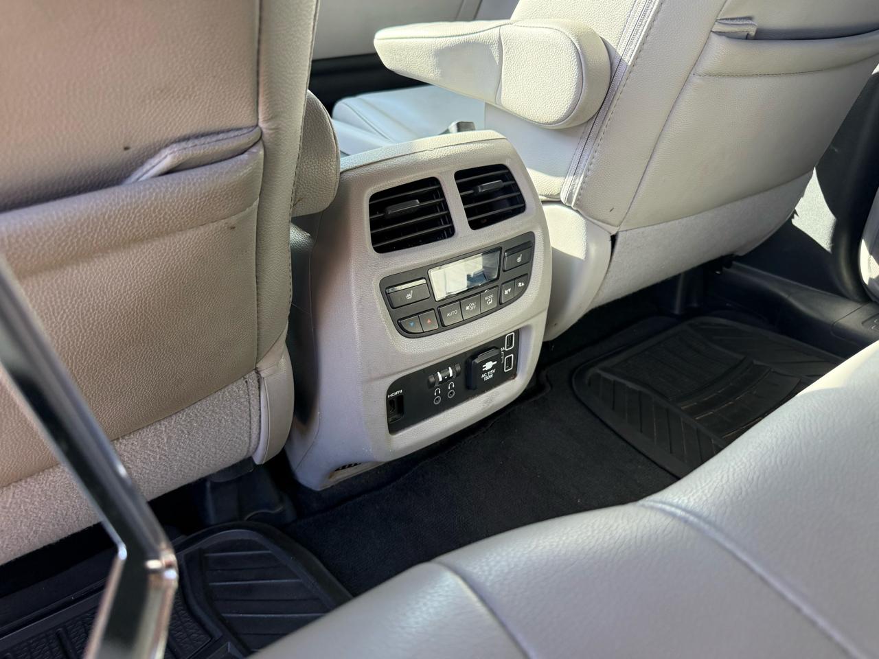 Honda Pilot Touring 8-Passenger 2WD 2019