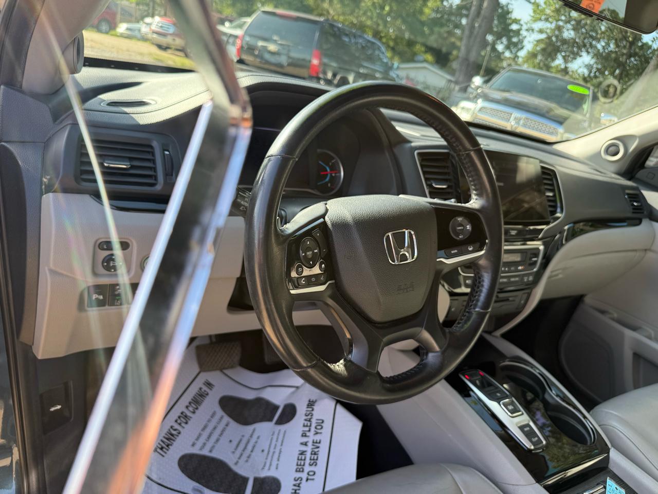 Honda Pilot Touring 8-Passenger 2WD 2019