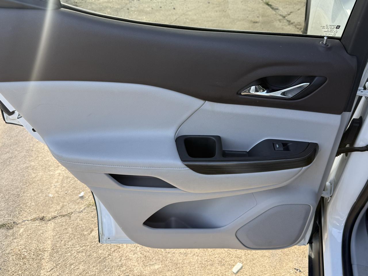 GMC Acadia FWD 4dr SLT w/SLT-1 2019
