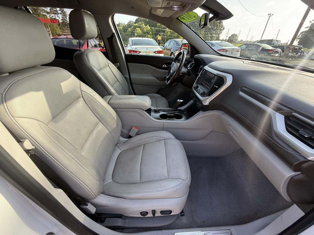 GMC Acadia FWD 4dr SLT w/SLT-1 2019