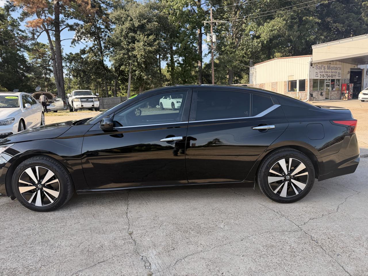 Nissan Altima 2.5 SV Sedan 2021