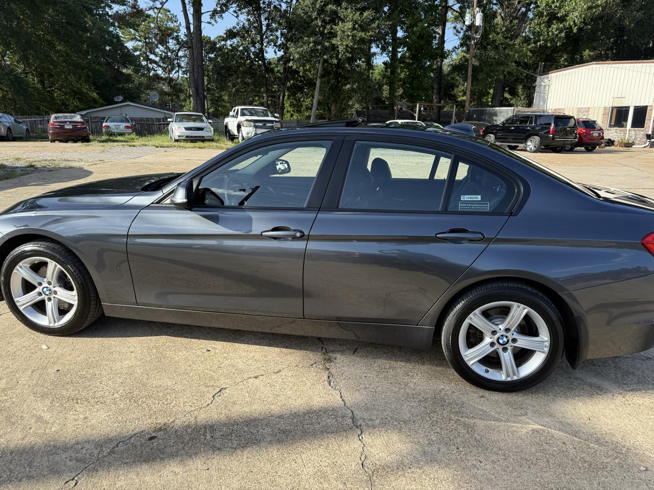 BMW 3 Series 4dr Sdn 328i xDrive AWD SULEV 2015