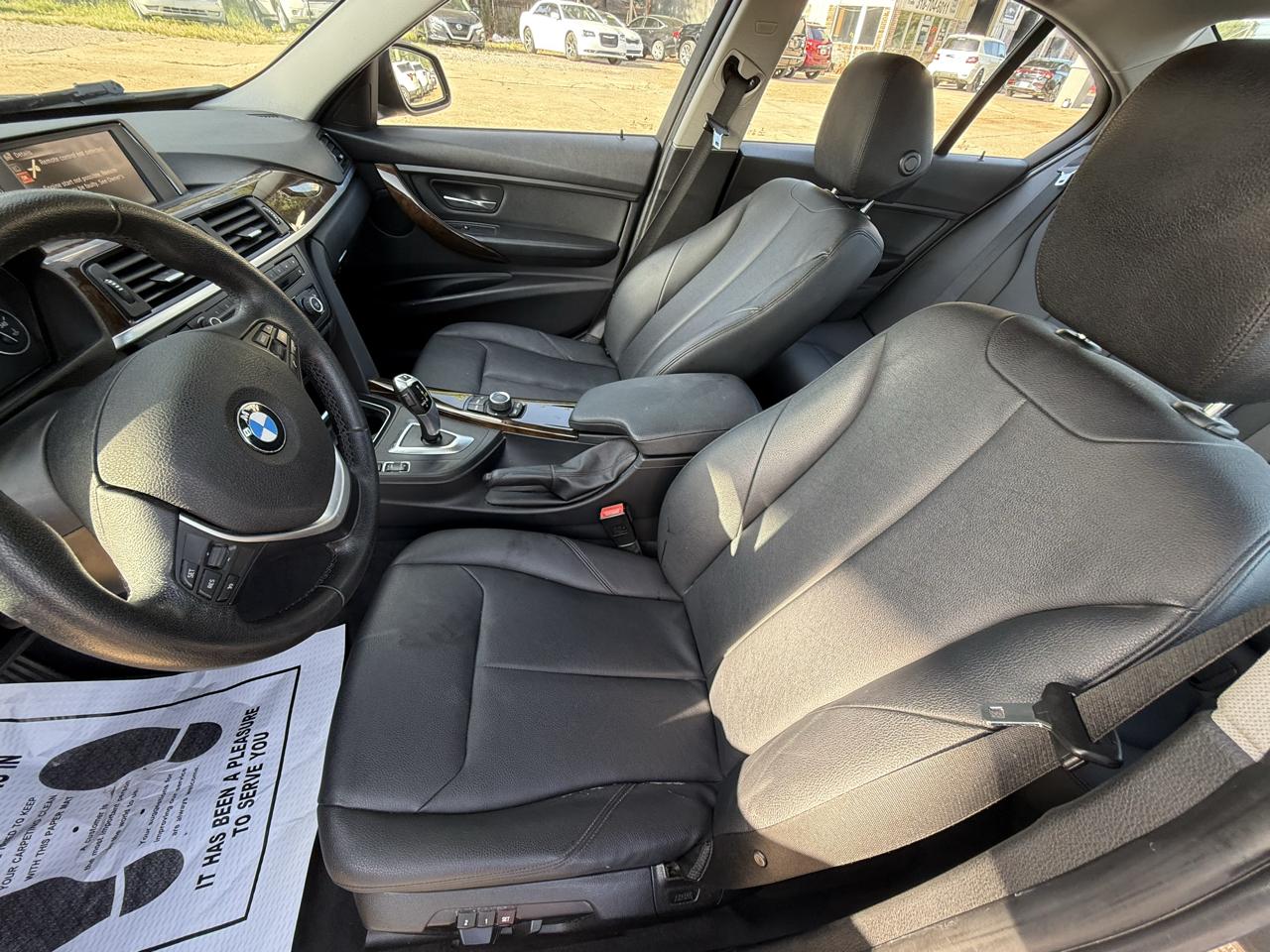 BMW 3 Series 4dr Sdn 328i xDrive AWD SULEV 2015