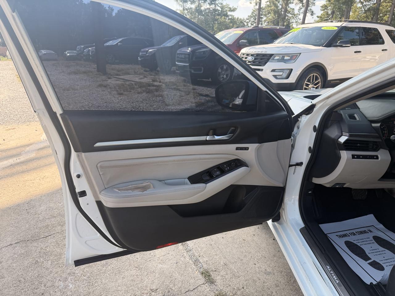 Nissan Altima 2.5 Platinum Sedan 2020