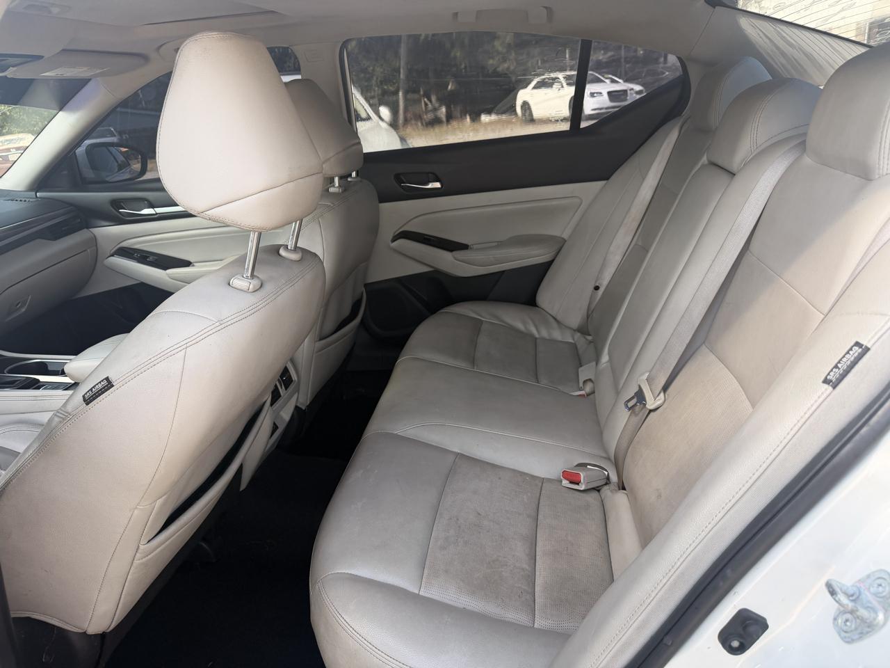 Nissan Altima 2.5 Platinum Sedan 2020