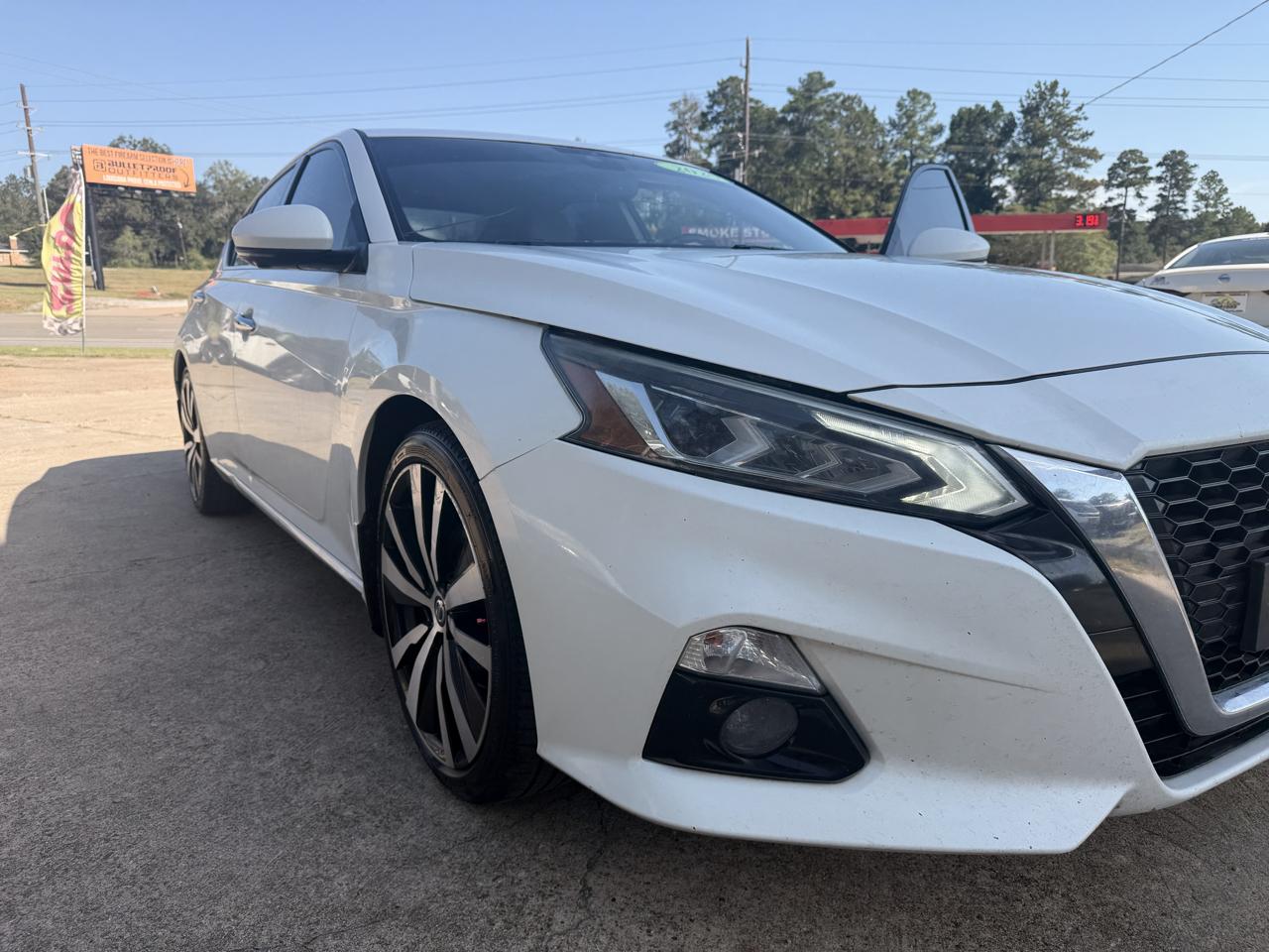 Nissan Altima 2.5 Platinum Sedan 2020