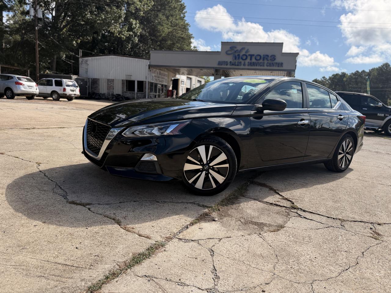 Nissan Altima 2.5 SV Sedan 2021