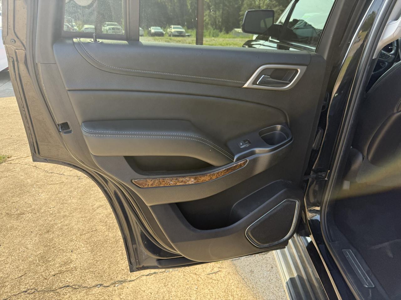 GMC Yukon 2WD 4dr Denali 2015