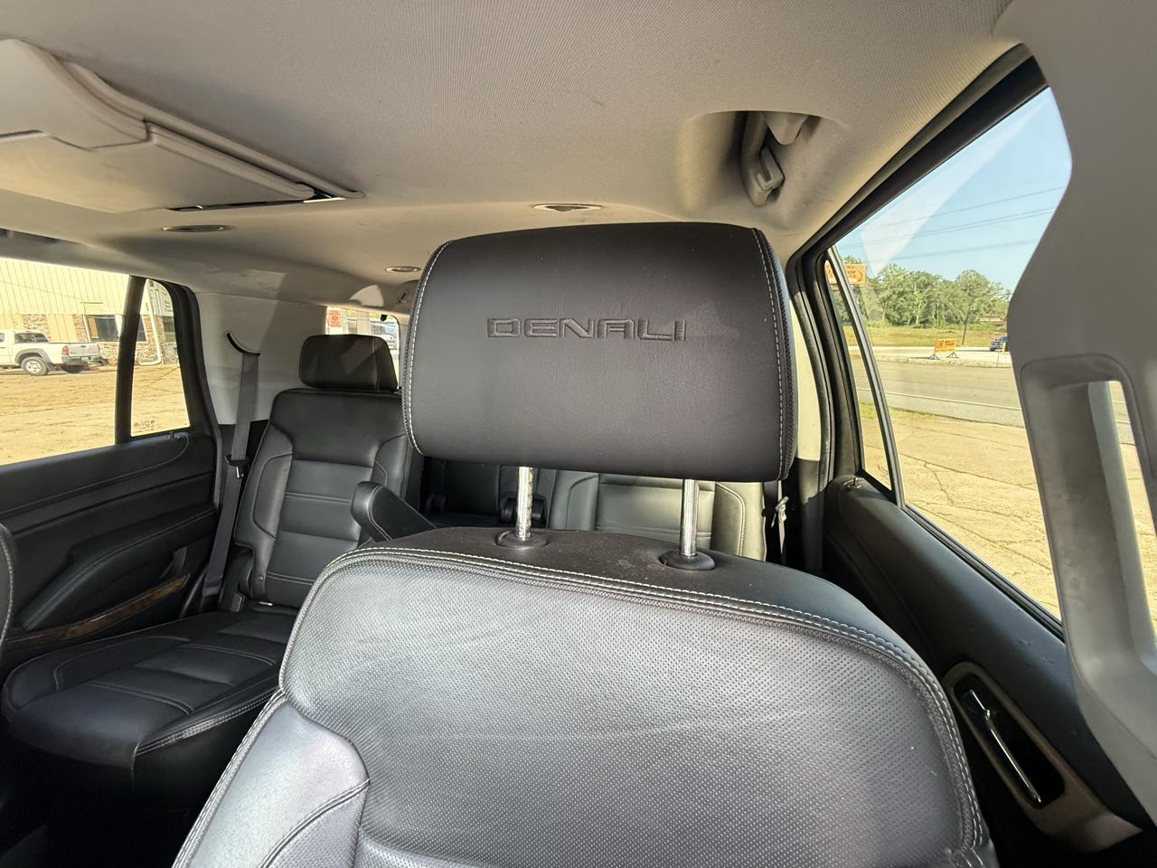GMC Yukon 2WD 4dr Denali 2015