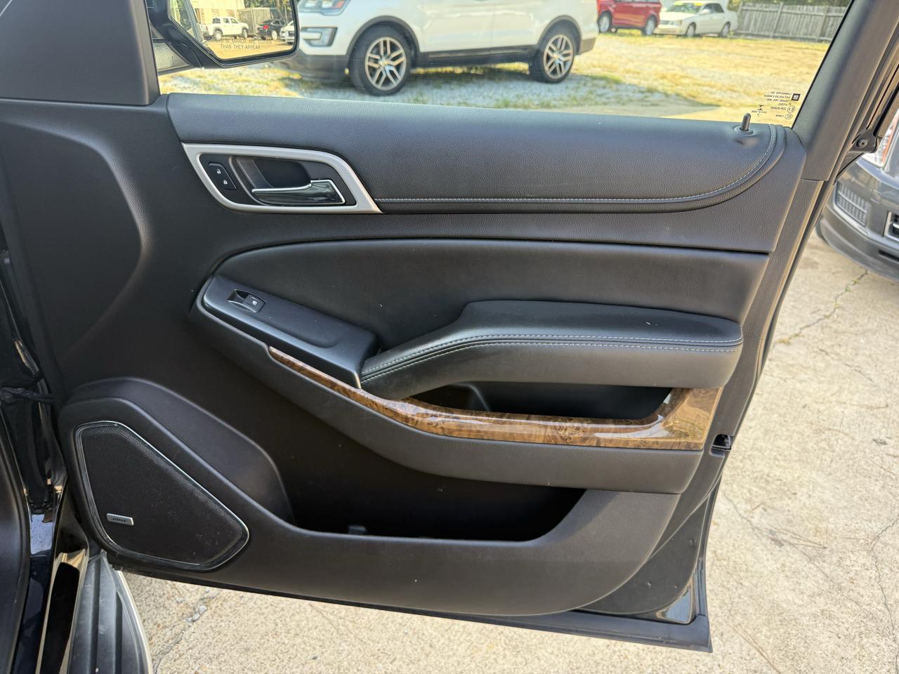 GMC Yukon 2WD 4dr Denali 2015