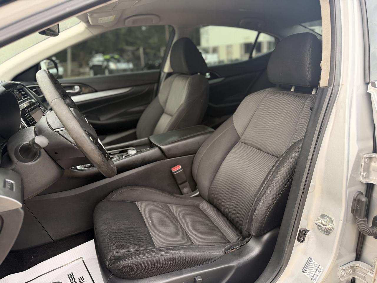 Nissan Maxima 4dr Sdn 3.5 S 2016