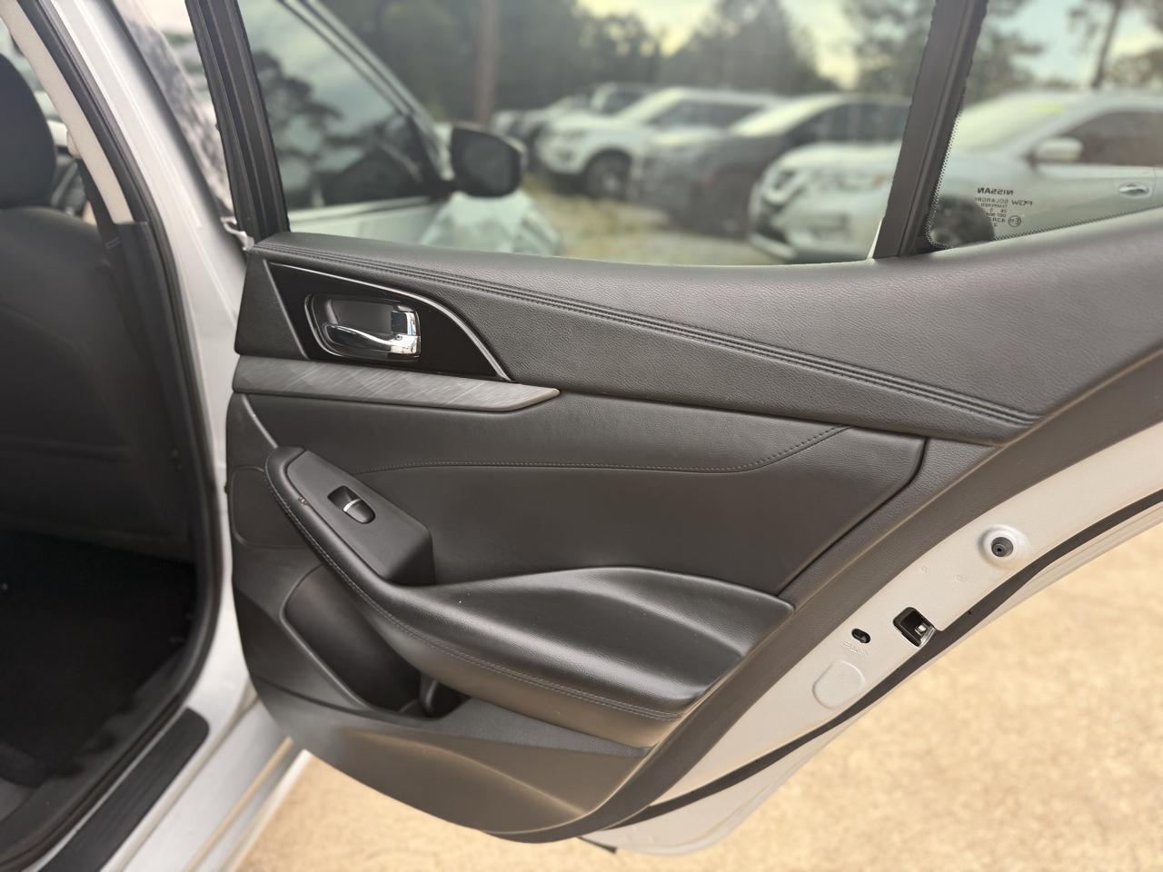 Nissan Maxima 4dr Sdn 3.5 S 2016