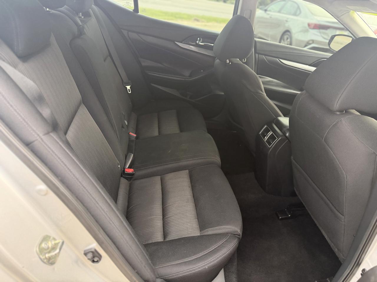 Nissan Maxima 4dr Sdn 3.5 S 2016