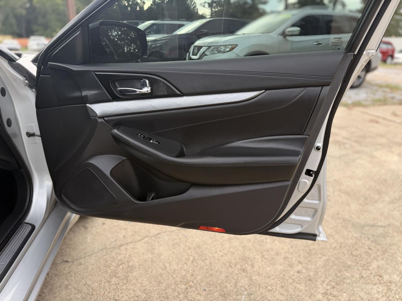 Nissan Maxima 4dr Sdn 3.5 S 2016