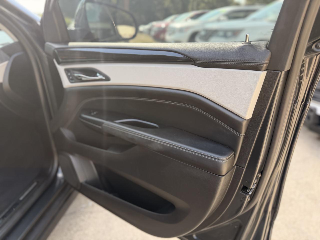 Cadillac SRX FWD 4dr Luxury Collection 2014