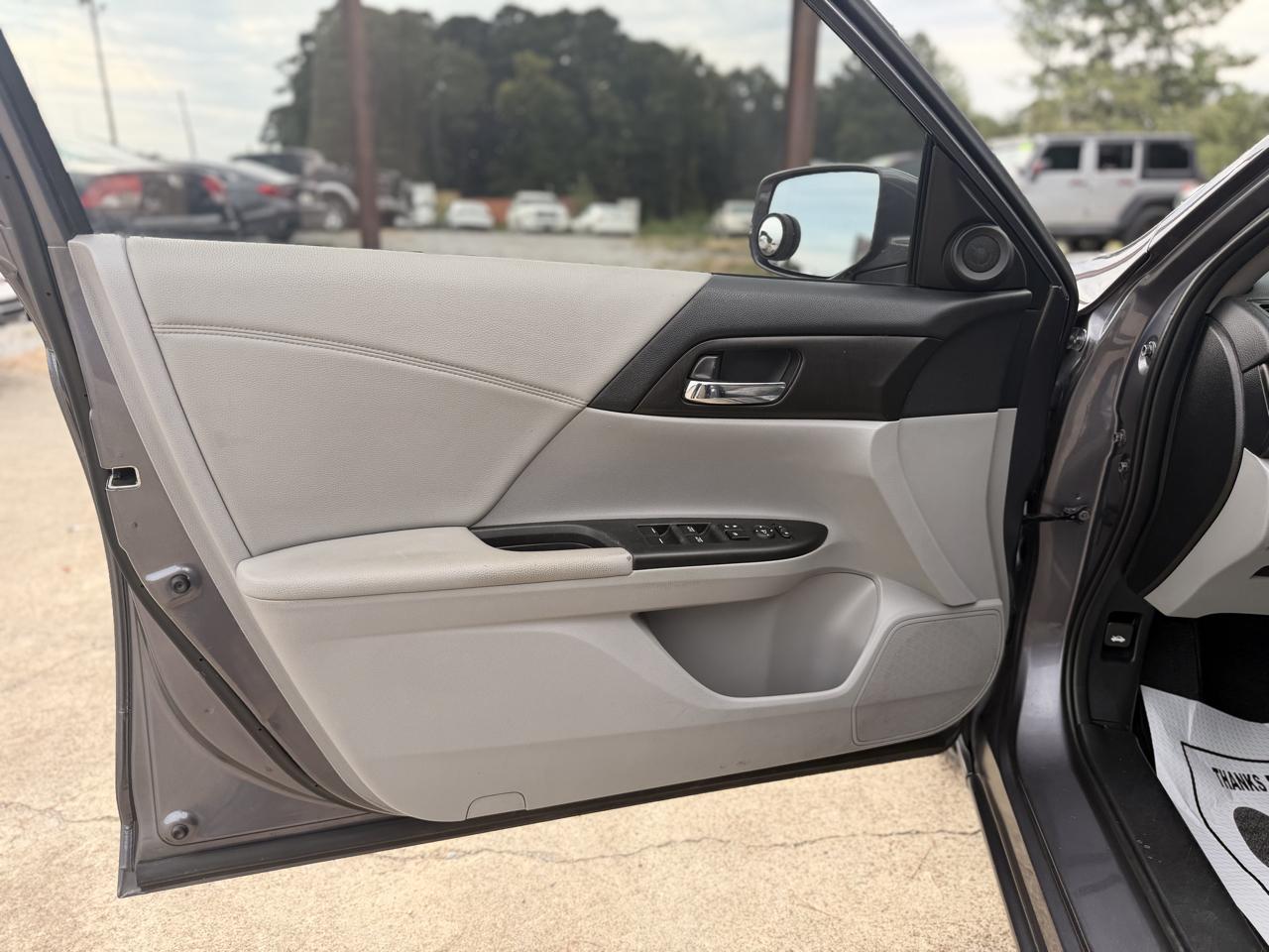Honda Accord Sedan 4dr I4 CVT EX 2015